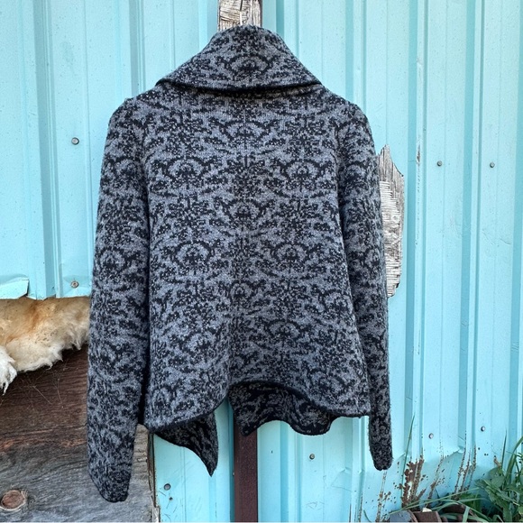 Ellen Tracy Cowl Neck Cardigan Size M Black & Gray Wool Blend Sweater Cozy Knit - Picture 2 of 10